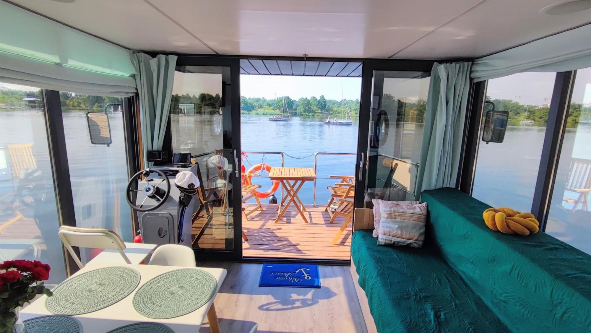 Appartement Houseboat Water Boy Apartament Plywajacy Dom Na Wodzie Lodz à Wrocław Extérieur photo