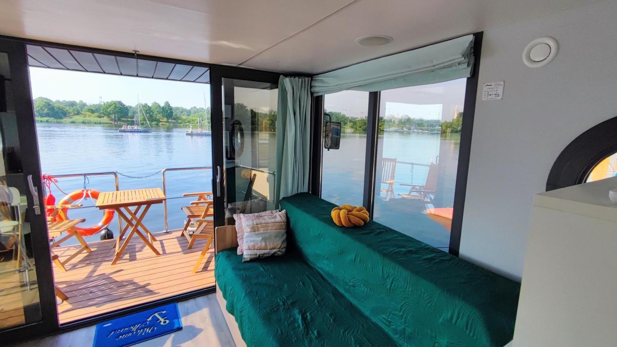 Appartement Houseboat Water Boy Apartament Plywajacy Dom Na Wodzie Lodz à Wrocław Extérieur photo